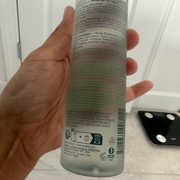 Caudalie Vinoclean
Moisturizing Toner with Rose Water - Picture 4 of 6